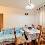 2 Bedroom Stunning In
