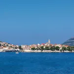 2 Bedroom Stunning In Appartement