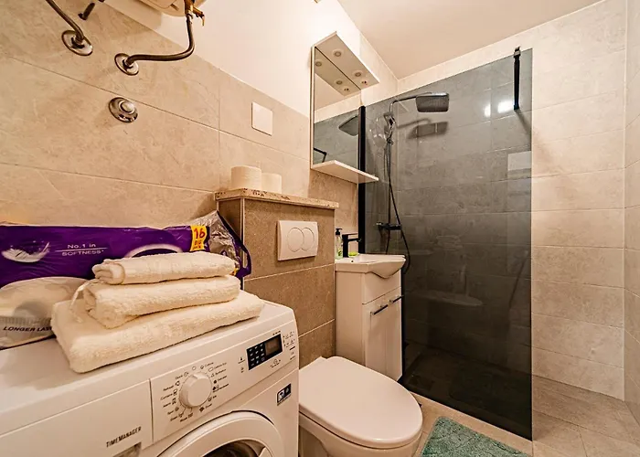 Amazing In With Wifi Apartment